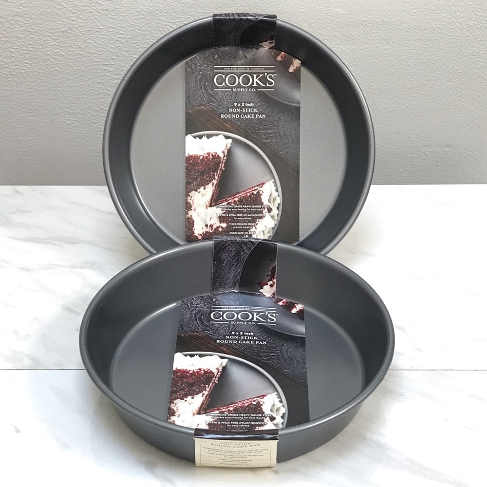 Non-Stick Cake Pan
